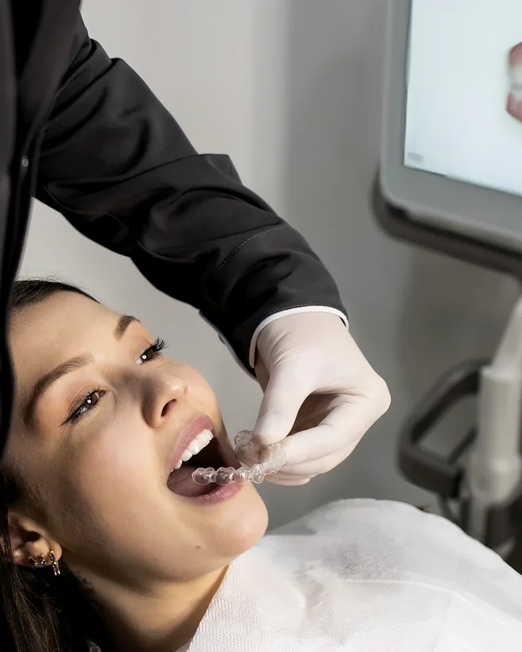 Exame com câmera intraoral